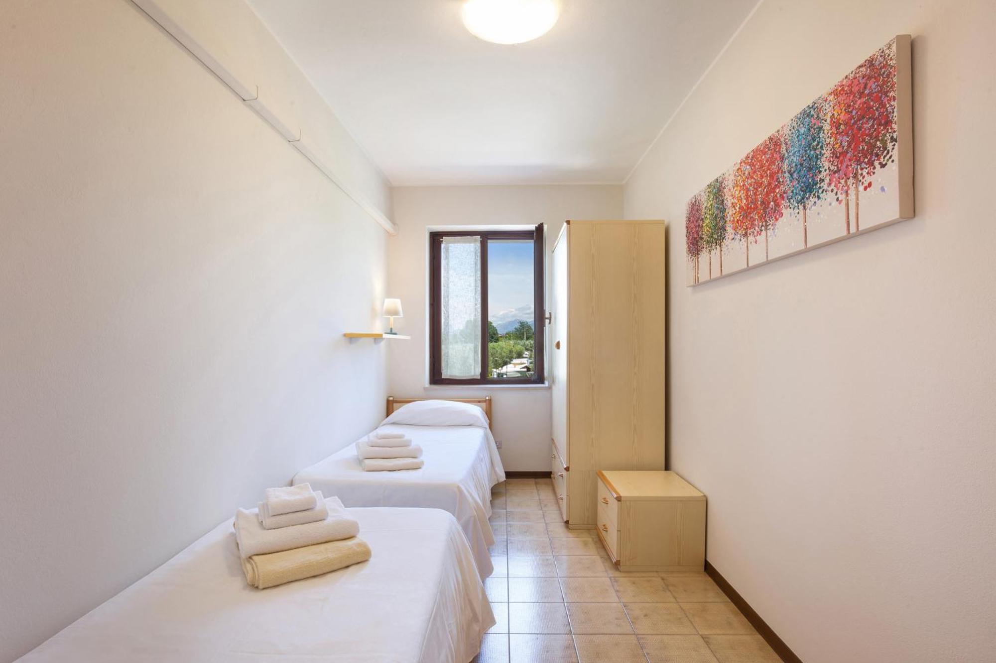 Apartment Rosa Cinderella Lazise Esterno foto