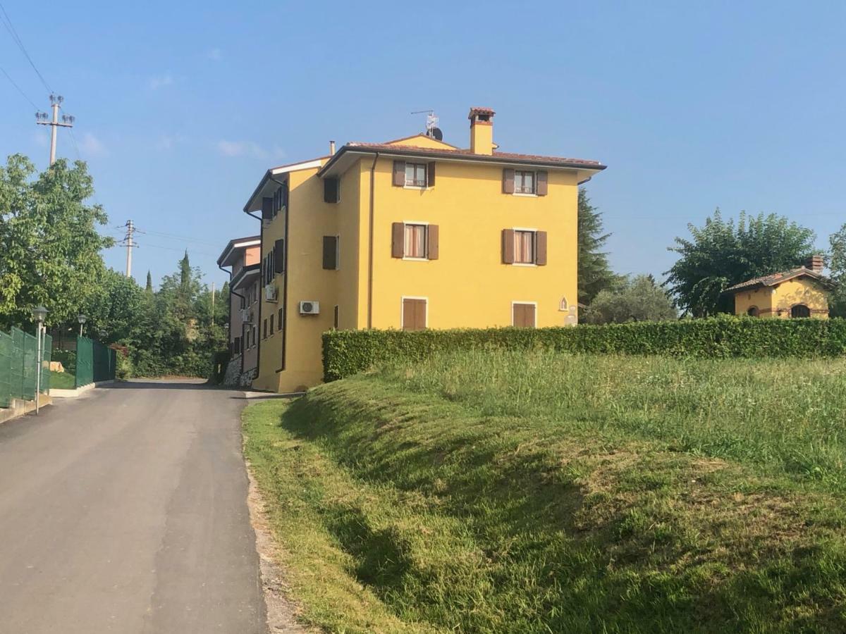 Apartment Rosa Cinderella Lazise Esterno foto